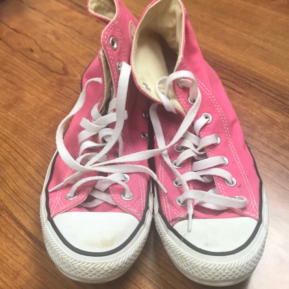 Pink Converse High Top unisex M8/W10 slightly worn